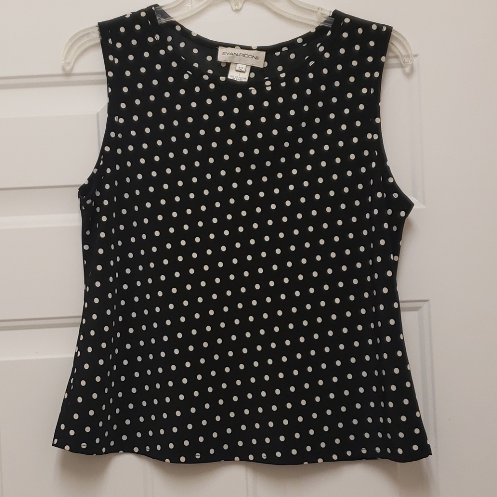 Polka-dot dress top